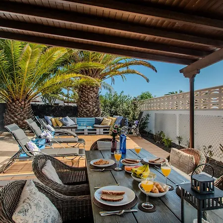 Willa Mountain View *